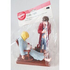 Wilton Cake Decoration 3 AM Feeding Cake Topper Baby Shower Cakes